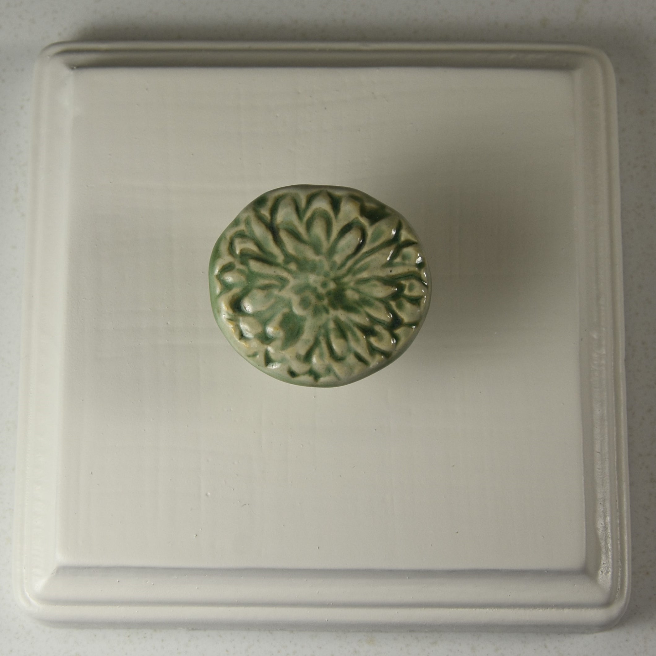 Flower Drawer Pull Green
