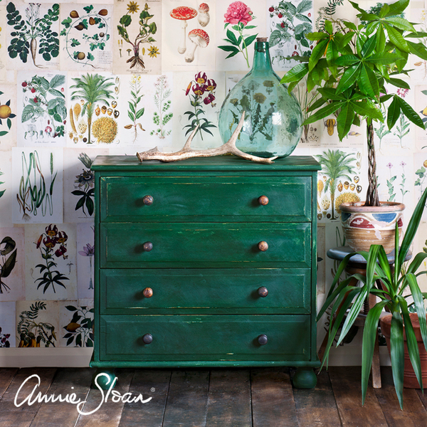 Transform your pre-loved furniture with Chalk Paint® decorative paint by Annie Sloan