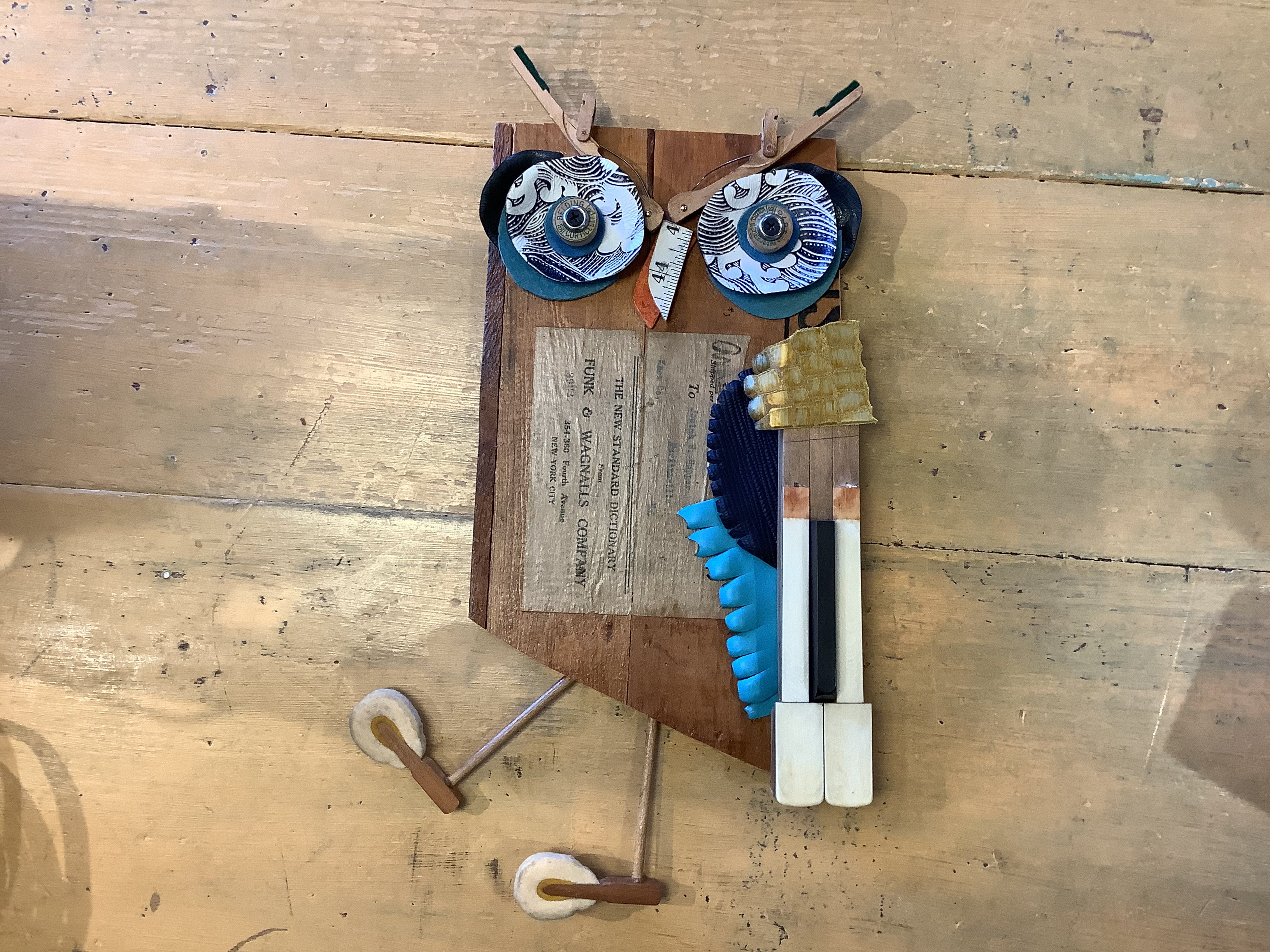 Large wooden owl wall hanging “ Piano Funk”