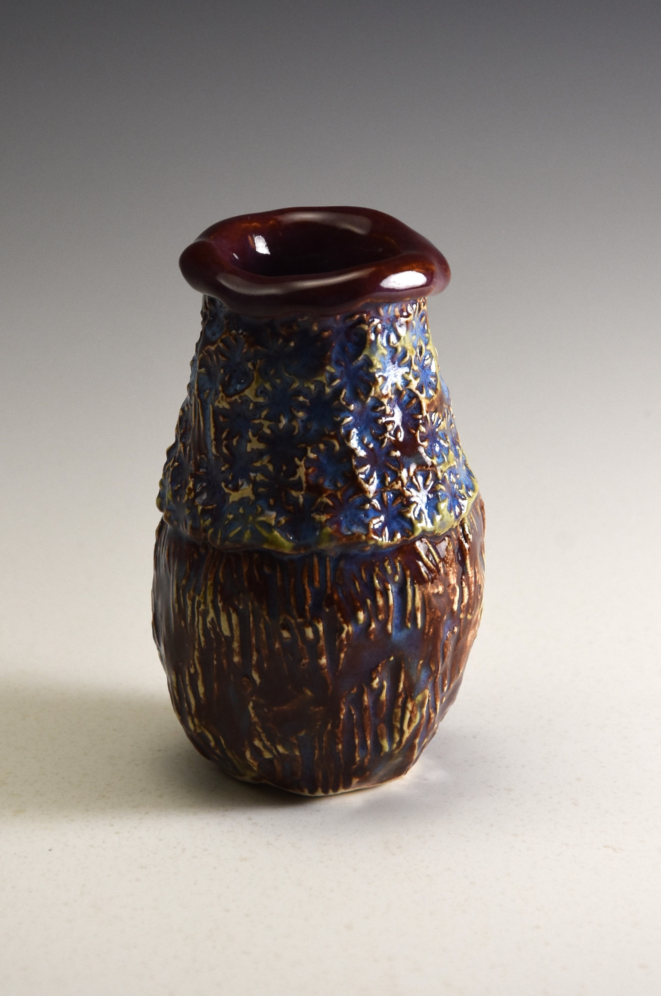 Two textured small vase with light bl. and purple